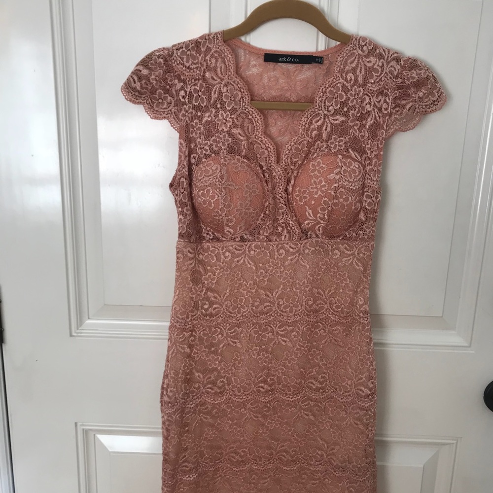 Ali company dress. Padded. Size small.